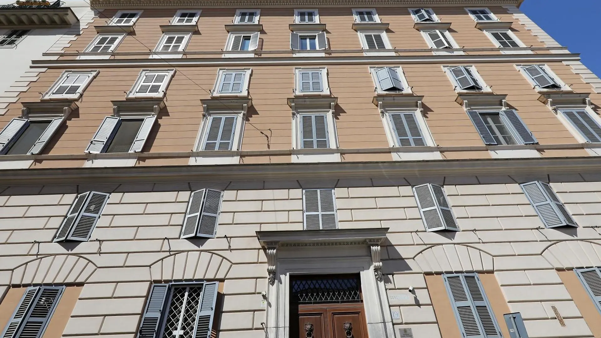 Zelo Apartment By Omen Hospitality Collection Roma